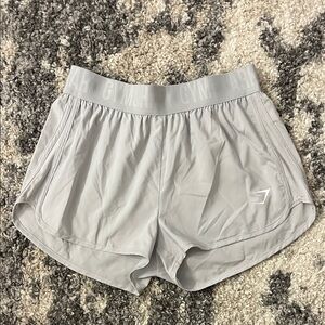 GYMSHARK running shorts - medium